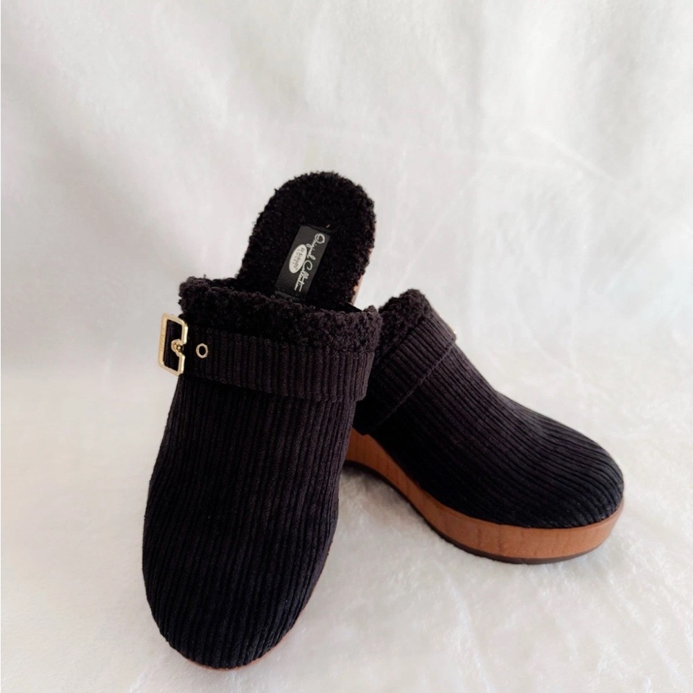 Dr Scholls Shoes Womens Size 7M Black Pixie Clog Wedge Faux Fur Corduroy Buckle